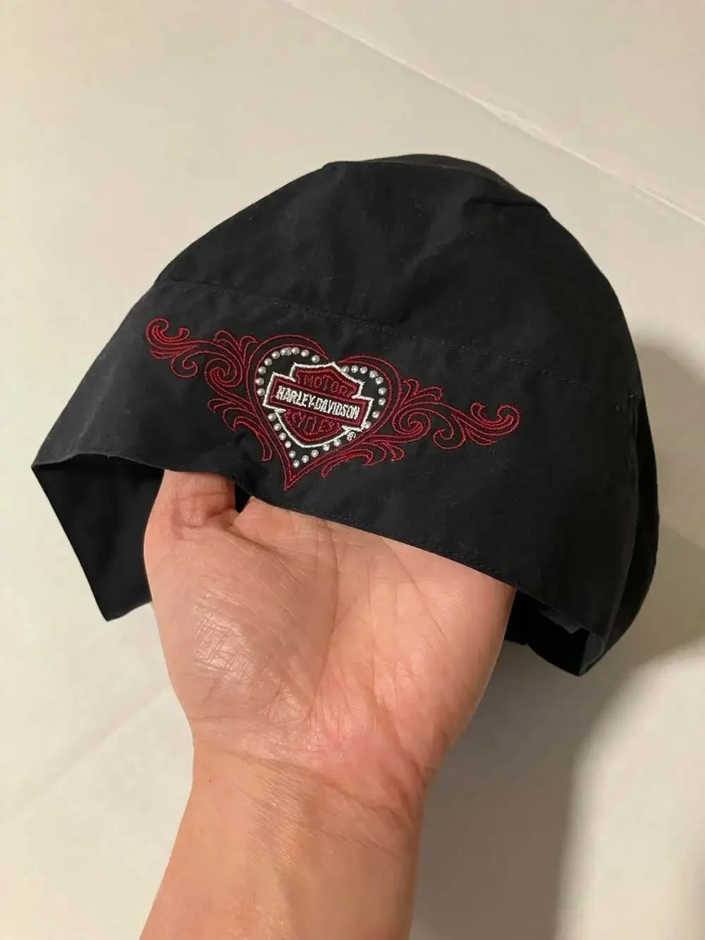 Harley-Davidson Black Headwrap with Heart Logo